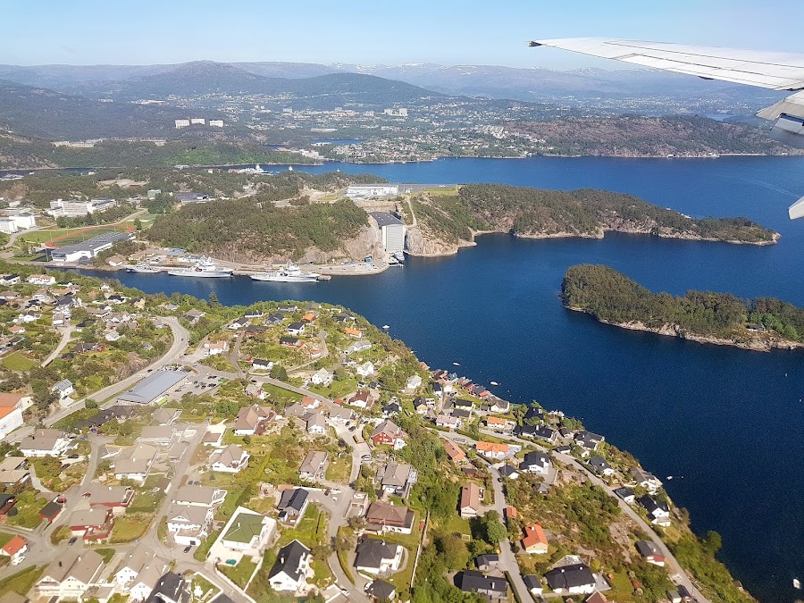 Haakonsvern basseng